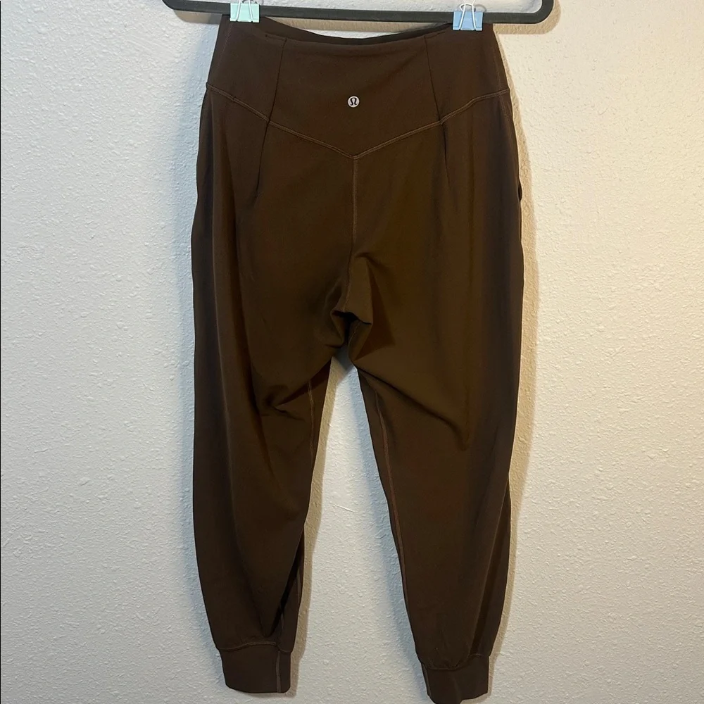 Lululemon Align High rise Joggers - Picture 3 of 3